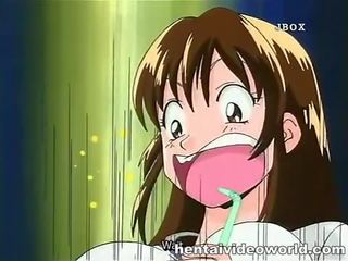 Adoleshent anime e dashura në e pisët derdhje e shumfishtë në fytyrë
