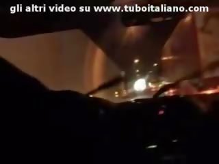 Troietta scopata in macchina fucked in the mobil